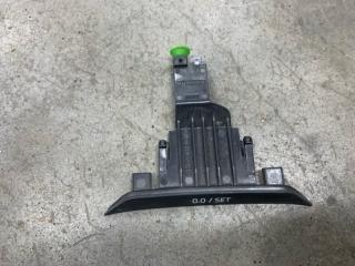 Запчасть кнопка Skoda Octavia 2016 A7 1.6 CWV 282326 Б/У Кнопка Skoda Octavia 2016 A7 1.6 CWV 282326 Б/У