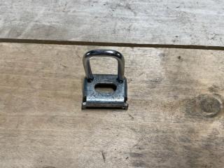 Запчасть кронштейн крепления груза BMW 3 GT 2018