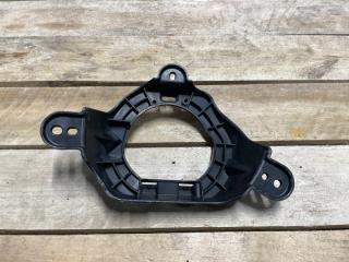 Запчасть кронштейн птф левый Toyota Land Cruiser