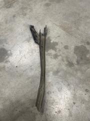 Кронштейн замка капота Camry V50 Кронштейн замка капота Camry V50