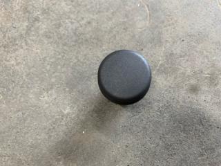 Запчасть заглушка прикуривателя BMW 540I 2020