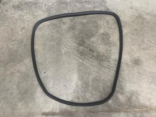 Уплотнитель проема двери задний BMW 540I 2020