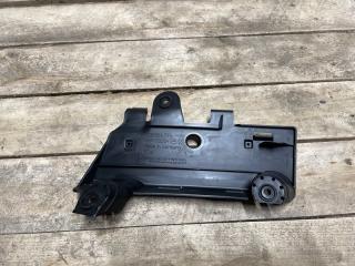 Фото запчасти кронштейны сопутствующие товары Volkswagen Tiguan 2019 Б/У запчасть Запчасть кронштейны сопутствующие товары Volkswagen Tiguan 2019