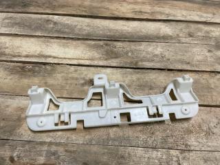 Запчасть направляющая бампера передняя правая Lexus NX