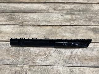 Фото запчасти кронштейн бампера задний правый Nissan Qashqai Б/У запчасть Запчасть кронштейн бампера задний правый Nissan Qashqai