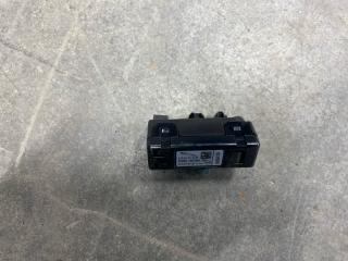 Фото запчасти усилитель антенны Land Rover Range Rover Velar 2020 Б/У запчасть Запчасть усилитель антенны Land Rover Range Rover Velar 2020