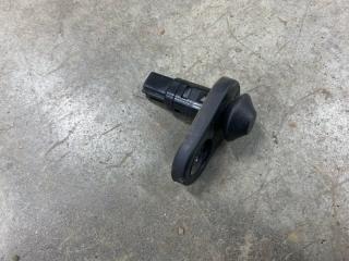 Запчасть концевик двери Toyota Camry 2014