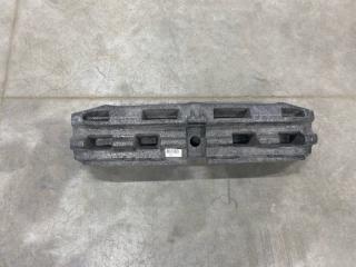 Запчасть наполнитель бампера передний Porsche Cayenne