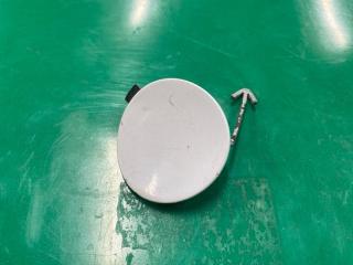 Запчасть заглушка буксировочного крюка передняя Hyundai Solaris