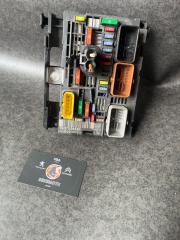 Блок предохранителей под капот Citroen c4 Б/У Блок предохранителей под капот Citroen c4