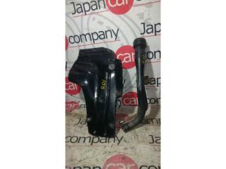 Запчасть горловина топливного бака Toyota Land Cruiser Prado 1996-2002