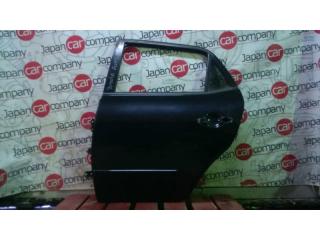 Запчасть дверь боковая задняя левая Toyota Auris 2006-2012