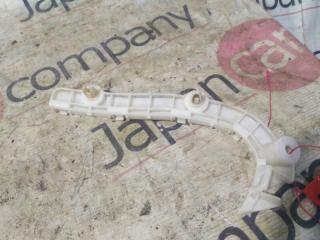 Запчасть кронштейн бампера передний правый Mitsubishi Outlander 2006-2012