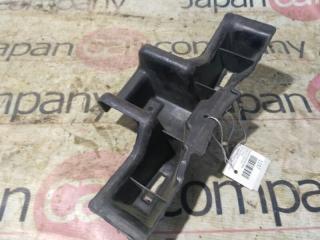 Запчасть кронштейн бампера передний Mazda CX 7 2007-2012