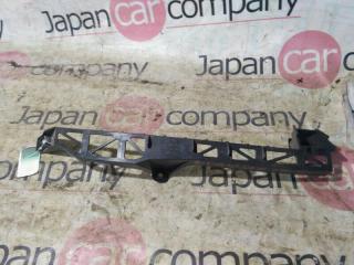 Запчасть крепление фары правое Mazda 3 2002-2009