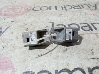 Фото запчасти датчик air bag Toyota Camry 2001-2006 контрактная запчасть Запчасть датчик air bag Toyota Camry 2001-2006