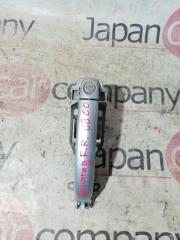 Запчасть ручка двери внешняя передняя правая Volkswagen Touareg 2002-2010