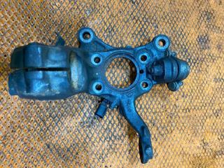 Кулак поворотный передний левый Audi Q3 2013