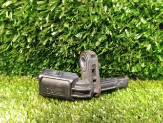 Запчасть датчик абс передний левый Audi Q3 2012