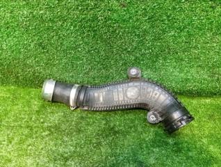 Запчасть патрубок Audi Q3 2012