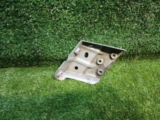 Крепление фары переднее правое VOLKSWAGEN Touareg 2011