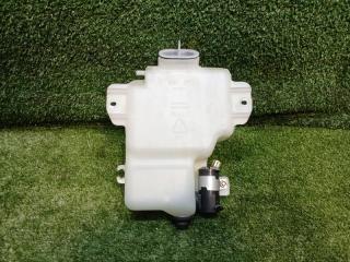 Запчасть бачок омывателя заднего стекла задний Mitsubishi Pajero 2002