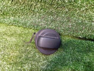 Запчасть крышка бензобака VOLKSWAGEN Touareg 2011