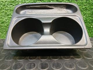 Запчасть подстаканник передний Mitsubishi Pajero 2002