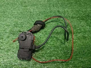 Замок лючка бензобака Audi A8 4H 2011