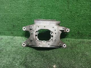 Кронштейн Audi Q5 I 2010