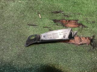 Кронштейн правый Audi A8 4H 2011