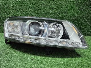 Запчасть фара передняя правая Audi A6 C6 2011