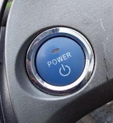 Кнопка запуска двигателя Toyota Prius XW30 (2009-2015) 2012