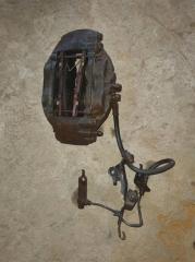 Запчасть суппорт передний правый Lexus LX 570 (2007-2022) 2007