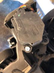 Фото запчасти моторчик заслонки печки Land Rover Freelander II (2006-2014) 2013 Б/У запчасть Запчасть моторчик заслонки печки Land Rover Freelander II (2006-2014) 2013