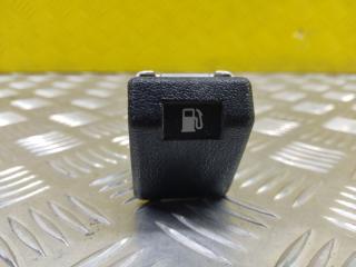 Ручка открытия лючка топливного бака Mitsubishi L200 (2015-2022) 2021