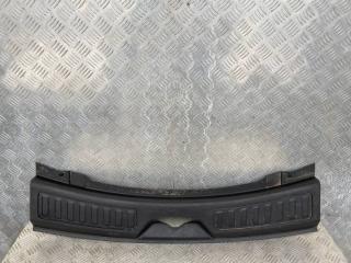 Запчасть накладка замка багажника Land Rover Discovery Sport I (2014-н.в) 2017