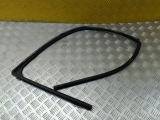 Уплотнитель стекла двери (бархотка) Fiat Fullback 2015 - 2020 2017