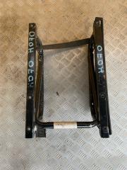 Салазки сиденья Iveco Daily (2014-н.в.) 2020 Б/У Салазки сиденья Iveco Daily (2014-н.в.) 2020