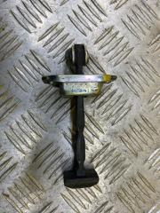 Ограничитель открывания двери Fiat Fullback 2015 - 2020 2017