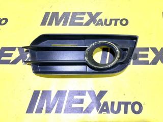 Запчасть решетка в бампер передняя левая Audi A1