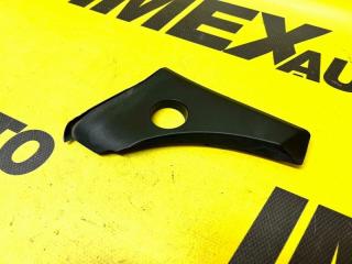 Запчасть накладка бампера задняя правая Audi TT