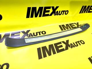 Запчасть накладка порога правая Audi A4