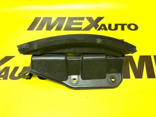 Запчасть кронштейн бампера задний левый Audi A6