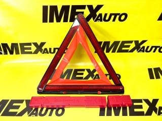 Запчасть знак аварийной остановки Audi A1