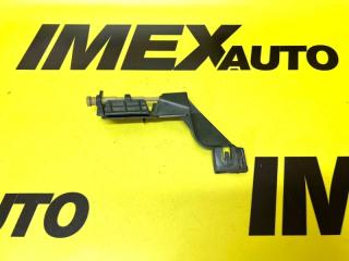 Запчасть кронштейн бампера задний левый Audi A4