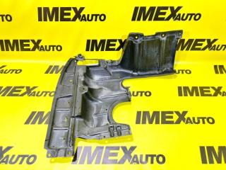 Запчасть защита двигателя правая Toyota Prius