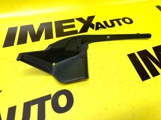 Запчасть уголок жабо правый Subaru XV