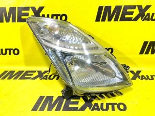 Фара галоген правая Toyota Prius