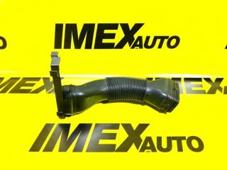 Запчасть патрубок воздушный Audi A1